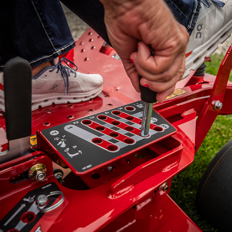 Exmark Radius E-Series with 23 HP* Kawasaki FR691 Engine and 54” Series 2+ Deck (Available Spring 2026)